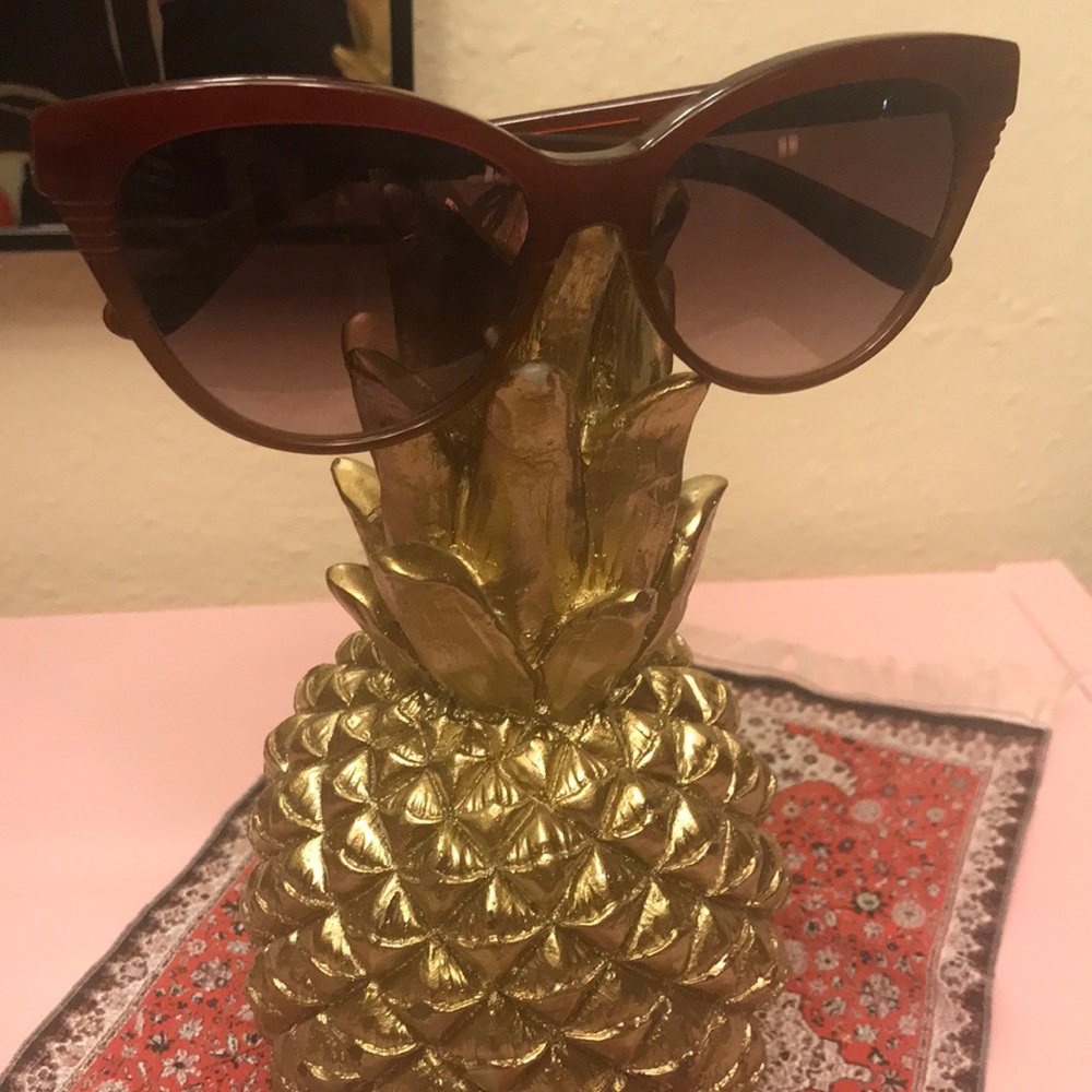 VGUC Marc by Marc Jacobs Cat Eye Sunnies